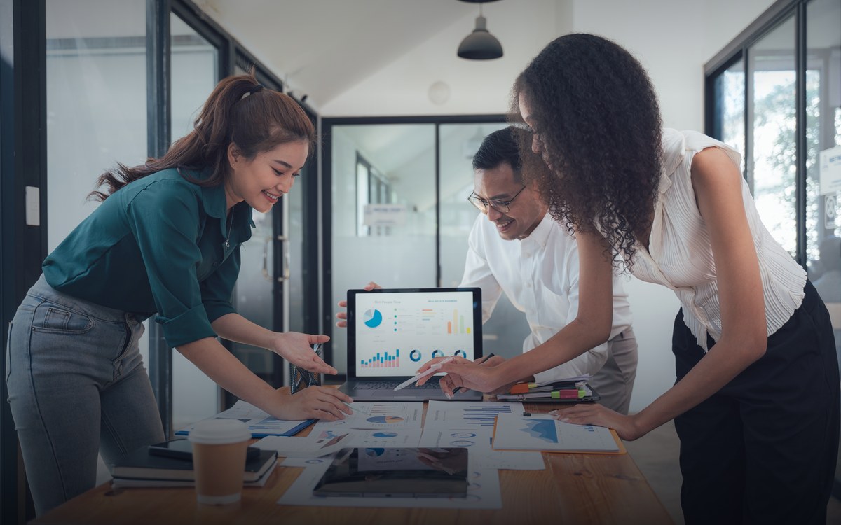 ROI & Measurement - Influencer Marketing ROI: What to Expect and How to Measure It (2026)